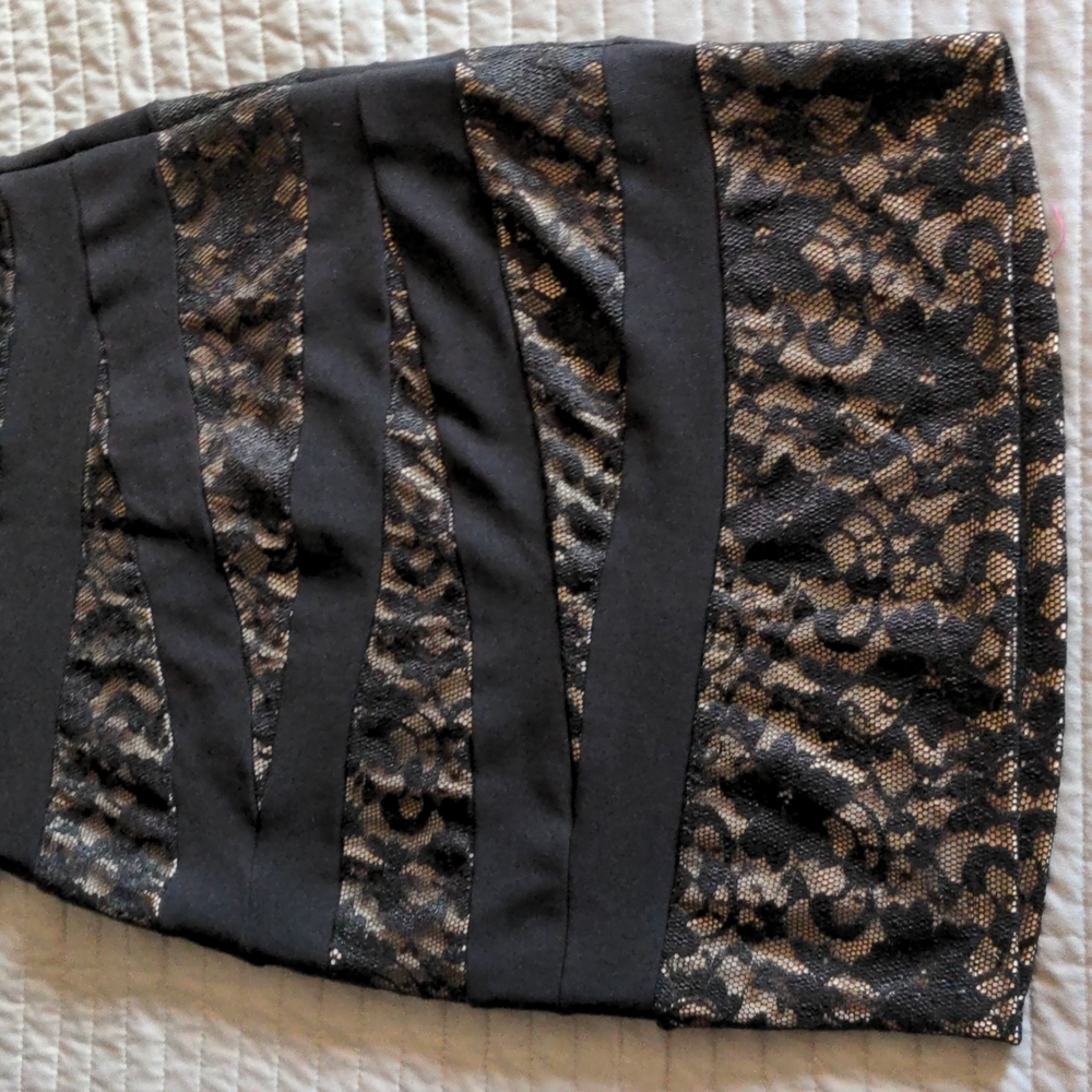 *SOLD*Torrid Black & Nude Lace Layered Bodycon Mini Dress - Picture 4 of 15